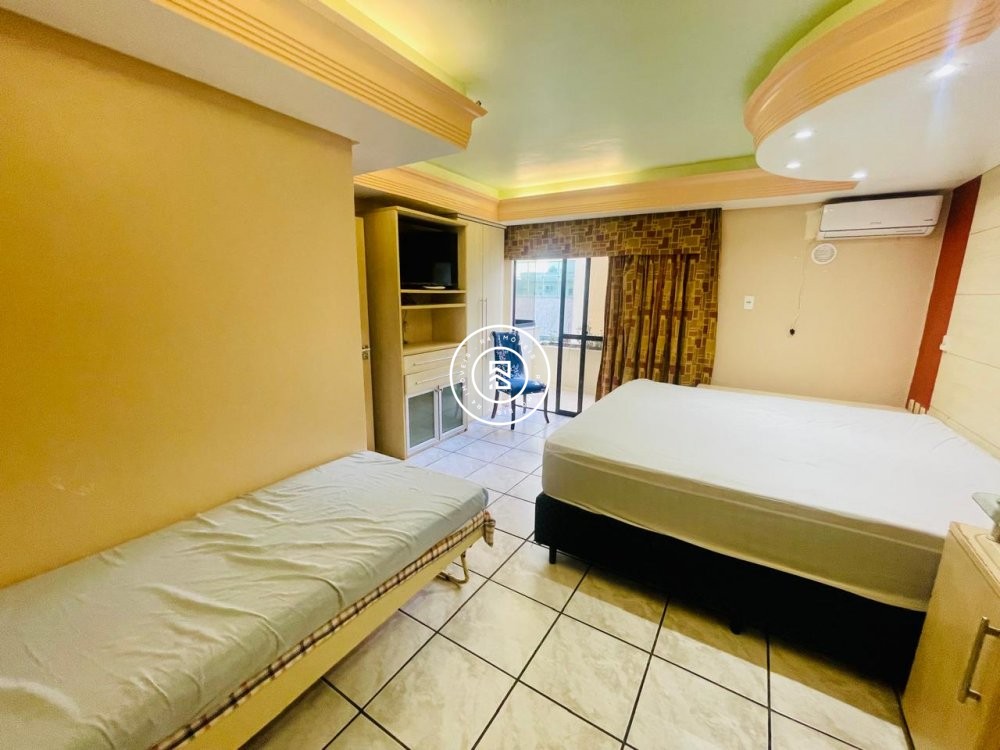 Apartamento quadra mar, 04 quartos, 02 vagas