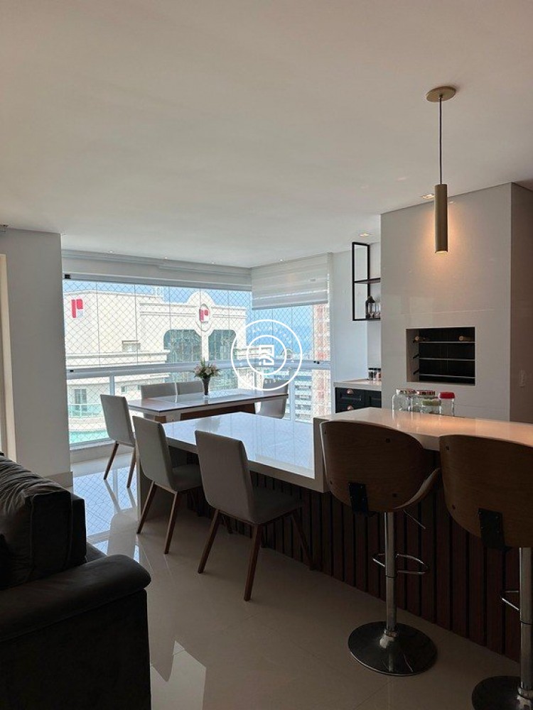 Apartamento Frente Avenida, 03 suites, no centro d