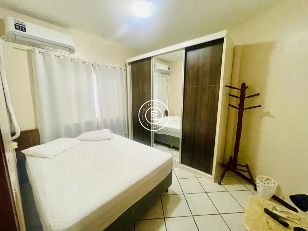 Apartamento Lateral mar, 03 quartos, 01 vaga