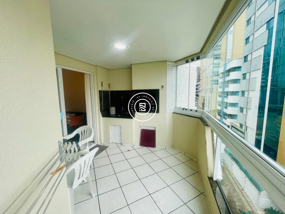 Apartamento Lateral mar, 03 quartos, 01 vaga