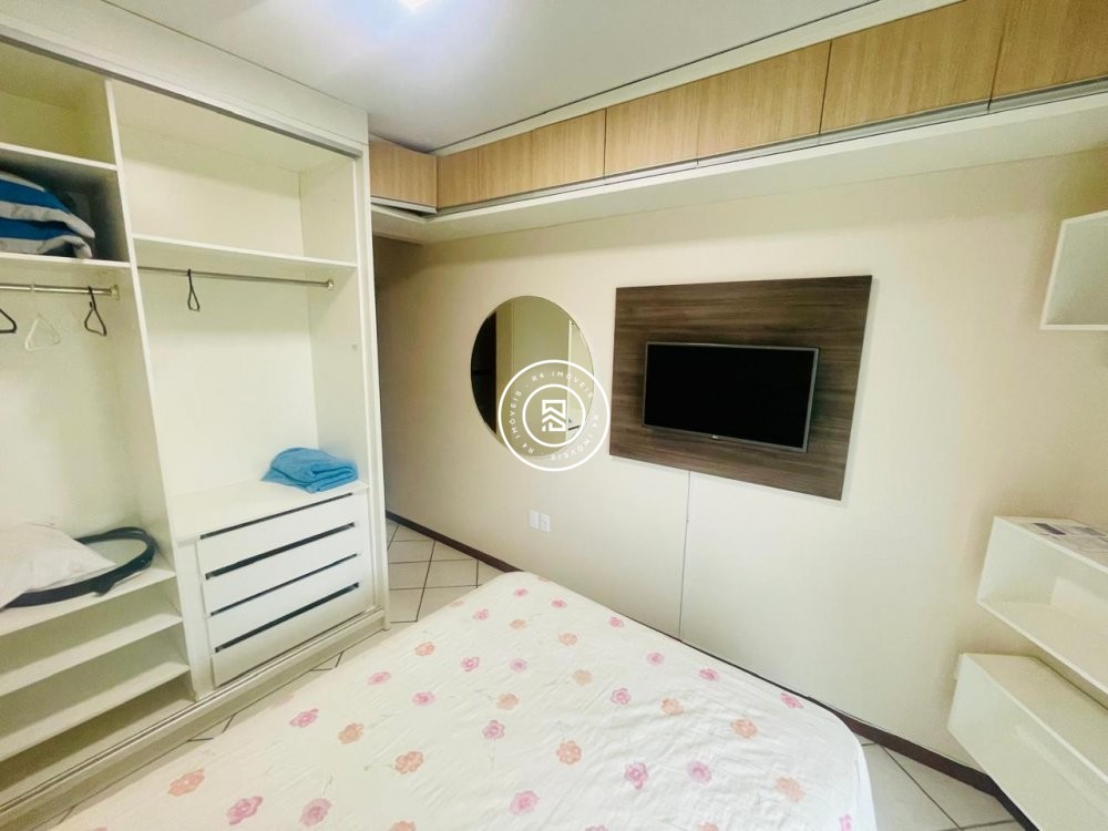 Apartamento Lateral mar, 03 quartos, 01 vaga