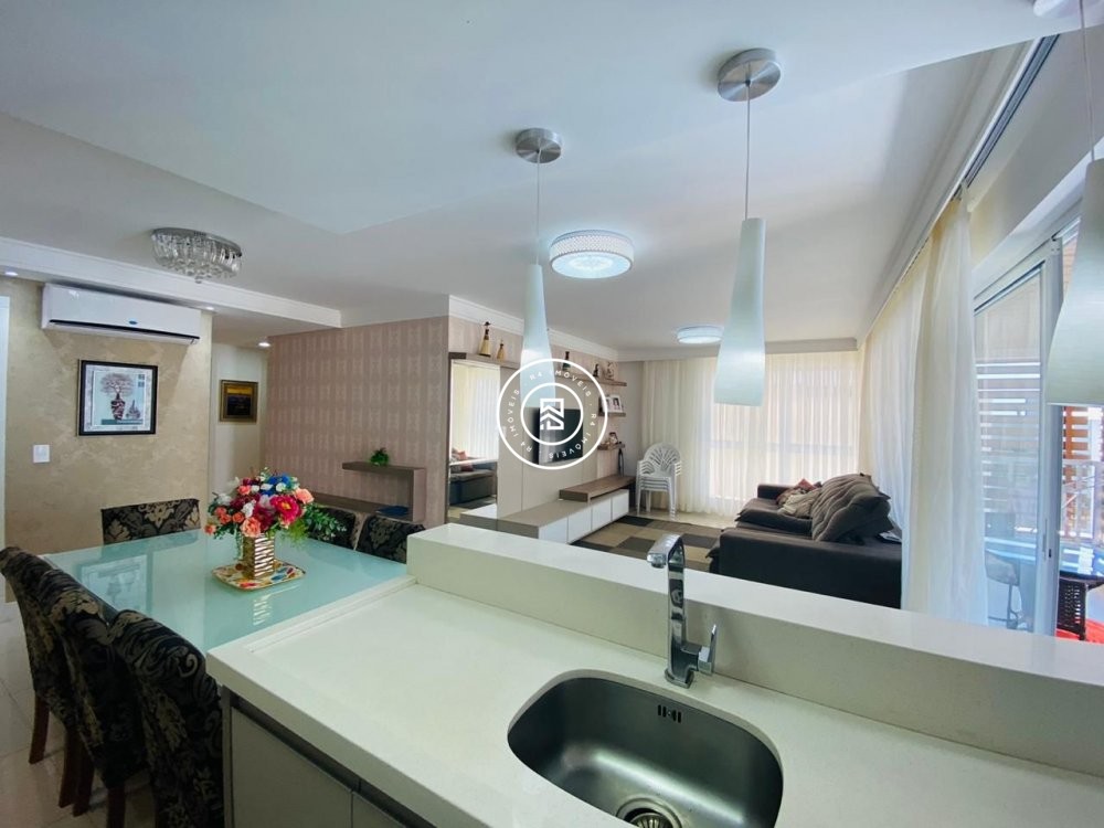 Apartamento rua em frente ao Russi Russi, 04 suite