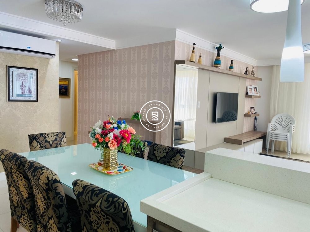 Apartamento rua em frente ao Russi Russi, 04 suite