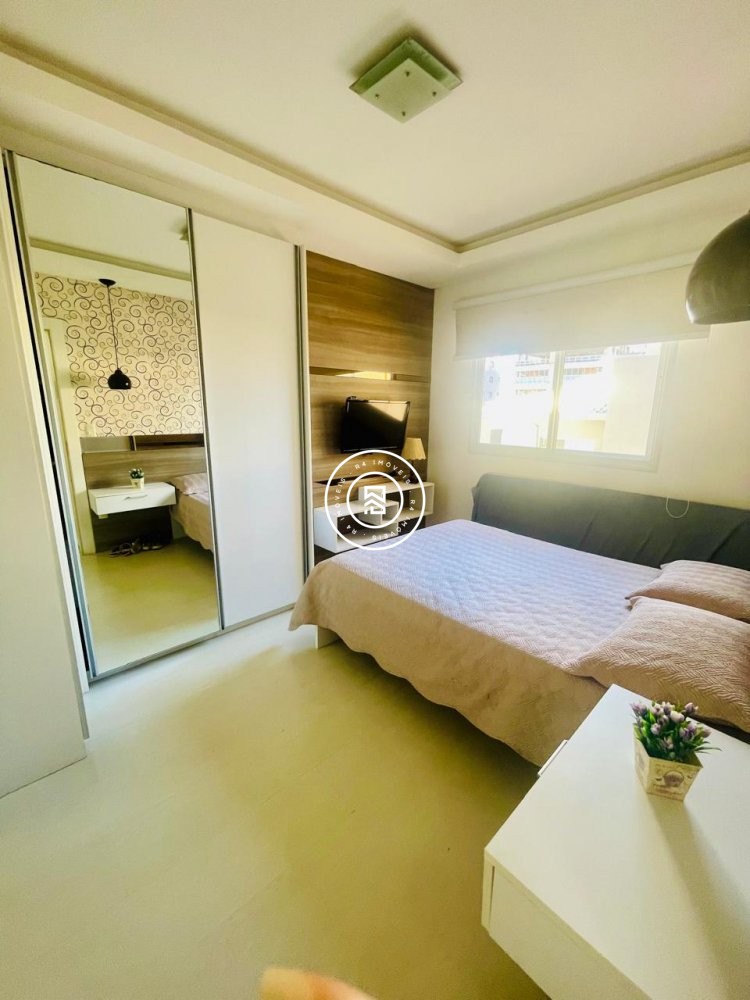 Apartamento 03 Suites, 02 vagas, Meia Praia