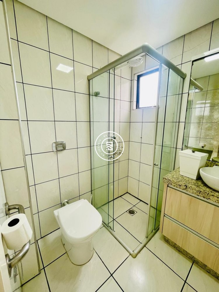 Cobertura Frente mar, 04 dormitorios, 02 vagas