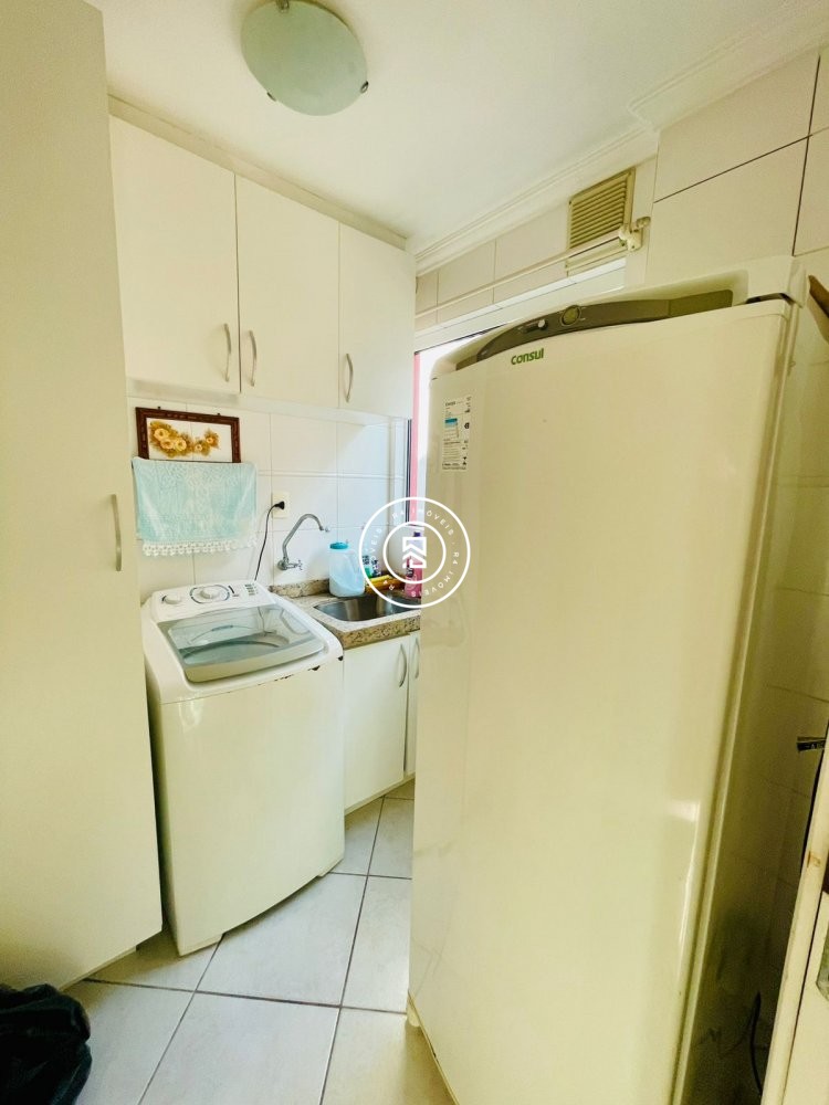 Apartamento a 150 metros do Mar, 04 dormitorios, 0