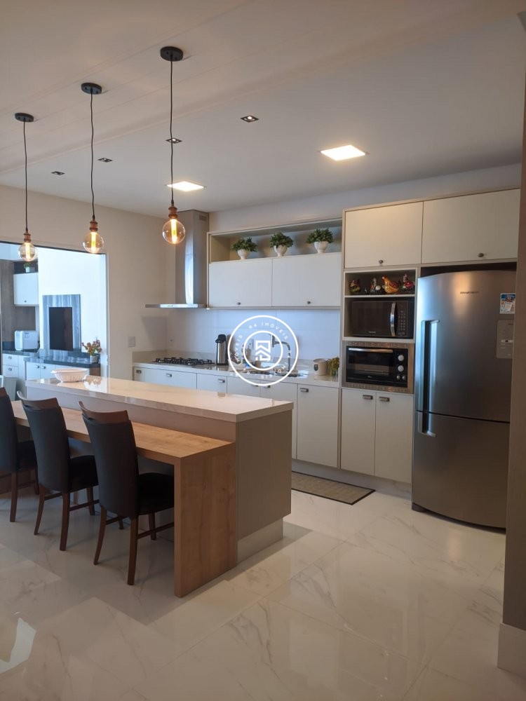 Apartamento Frente Mar 04 suites, 03 vagas, Meia P