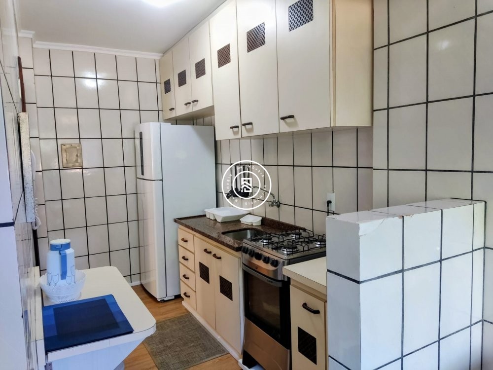 Apartamento quadra mar, 03 dormit�rios, 01 vaga, M
