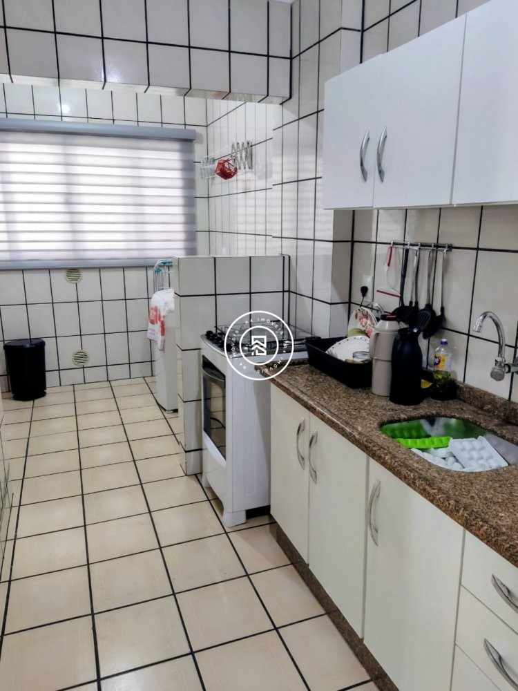 Apartamento Quadra mar 03 dormitorios, 01 vaga, Me