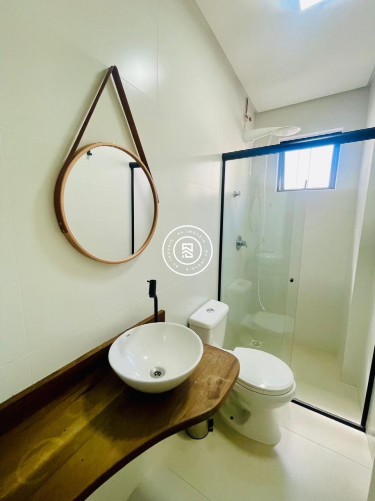 Apartarmento em Meia Praia, 03 suites, 02 vagas 