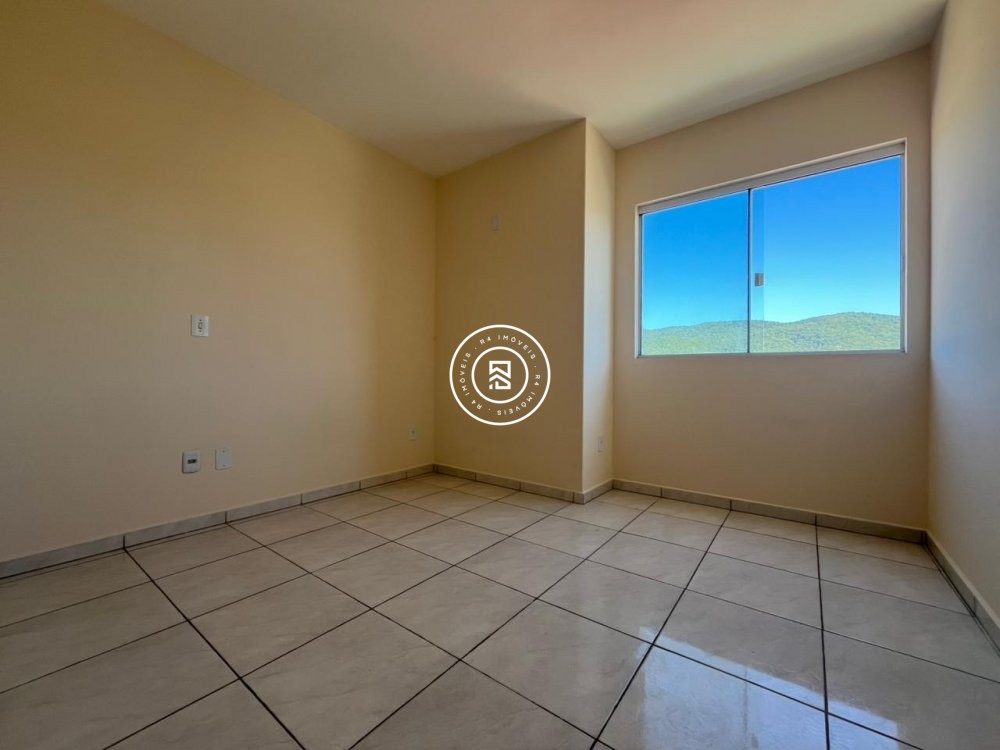 Apartamento com dois dormit�rios no Morretes