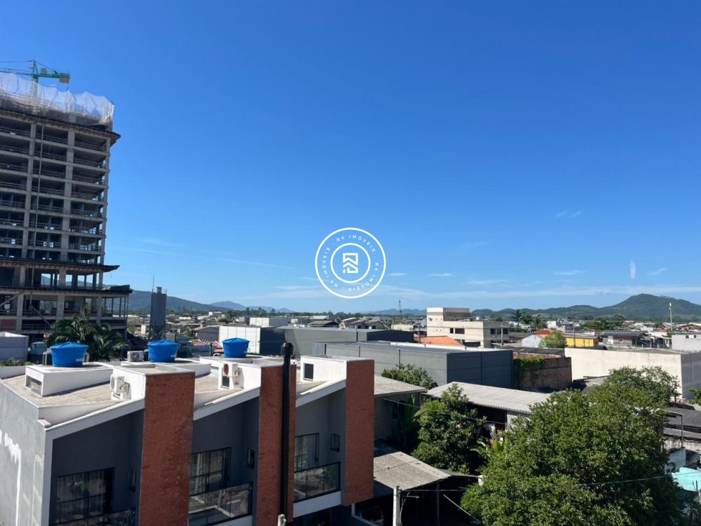 Apartamento com dois dormit�rios no Morretes