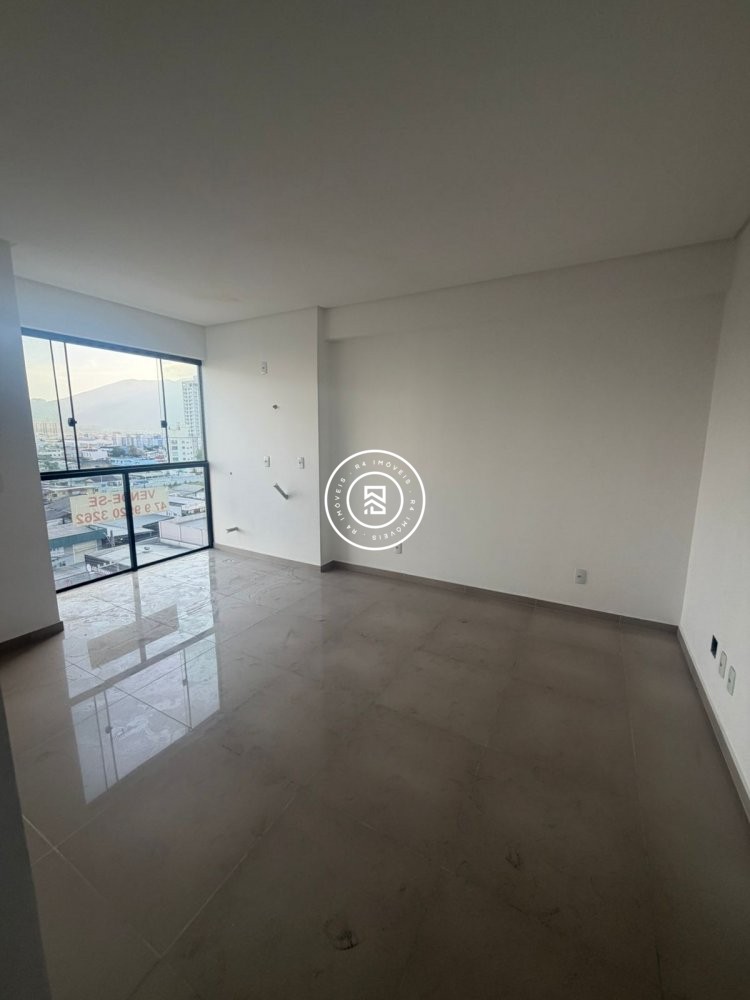 Imperd�vel: Apartamento novo no Morretes