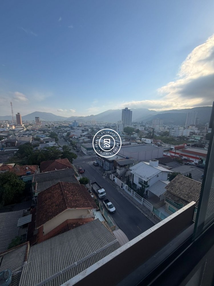 Imperd�vel: Apartamento novo no Morretes