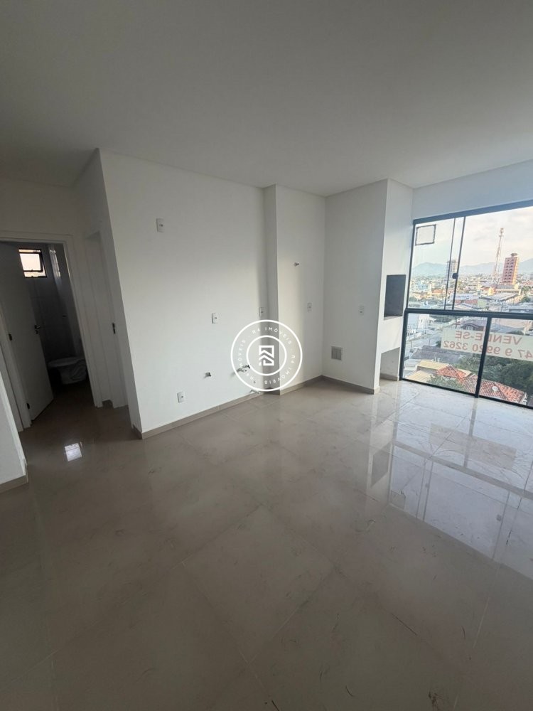 Imperd�vel: Apartamento novo no Morretes