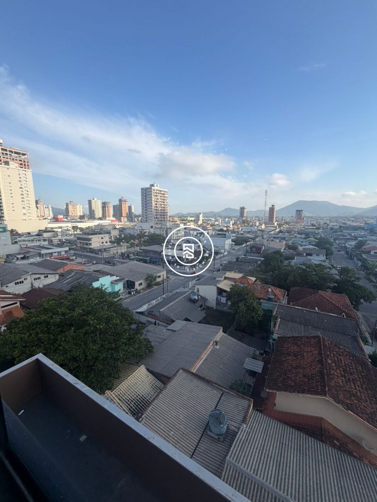 Imperd�vel: Apartamento novo no Morretes