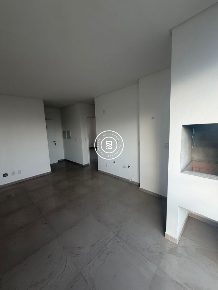 Imperd�vel: Apartamento novo no Morretes
