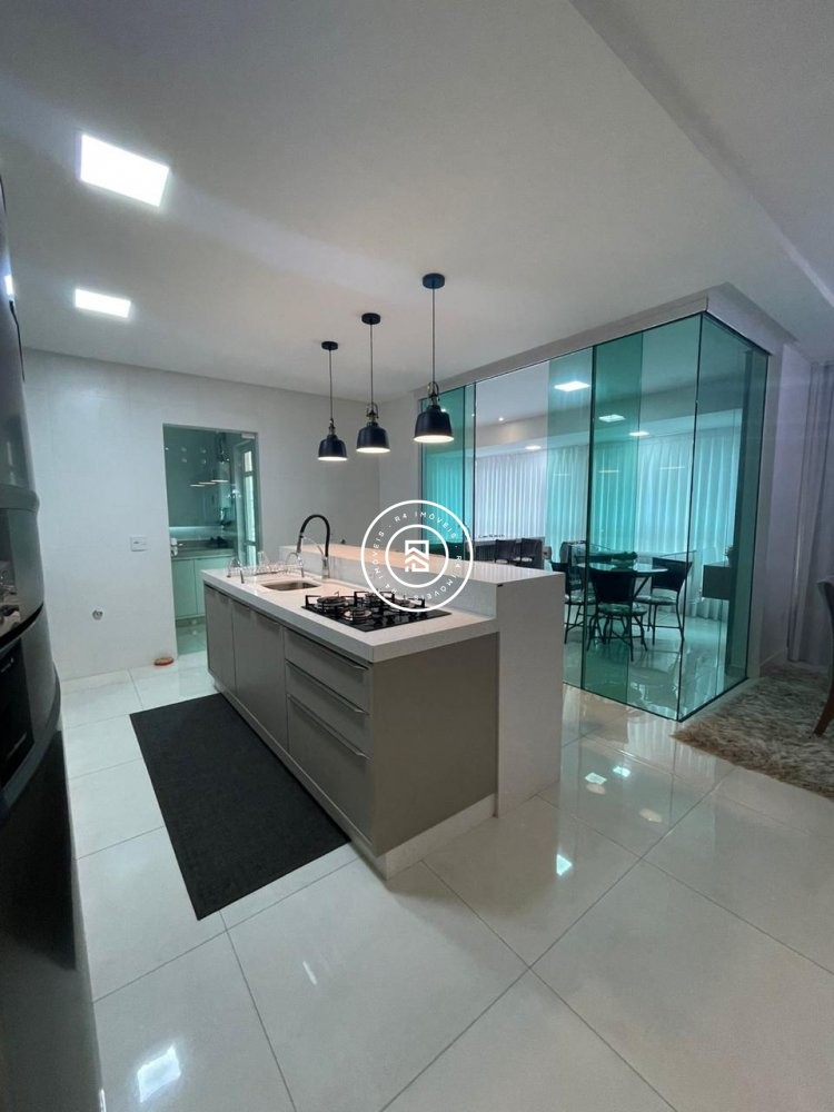 Apartamento Prox. Shopping Russi Russi, 04 suites,